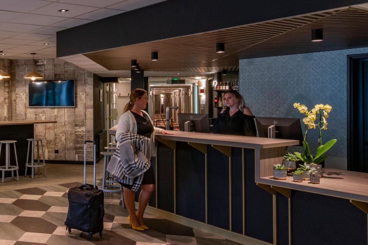 ไอบิส เซอร์กี-ปงตวส เลอ ปอร์ Hotel Cergy-Pontoise ภายนอก รูปภาพ