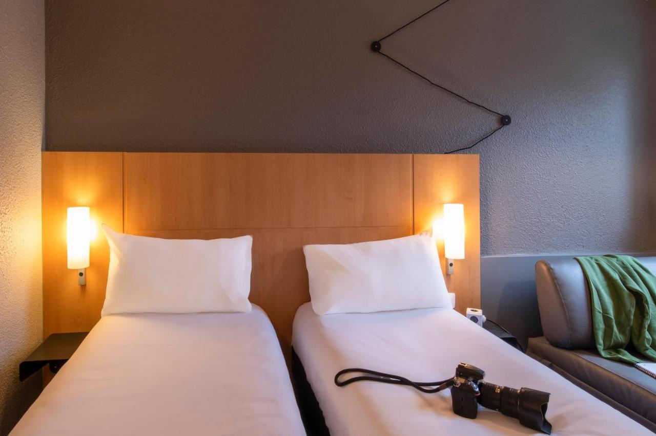 ไอบิส เซอร์กี-ปงตวส เลอ ปอร์ Hotel Cergy-Pontoise ภายนอก รูปภาพ